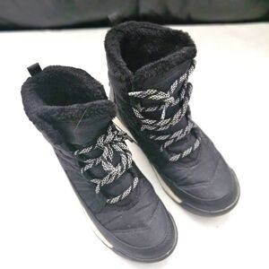 Sorel Whitney ll Sport lace up Black Waterproof SnowBoot Sz 6 US